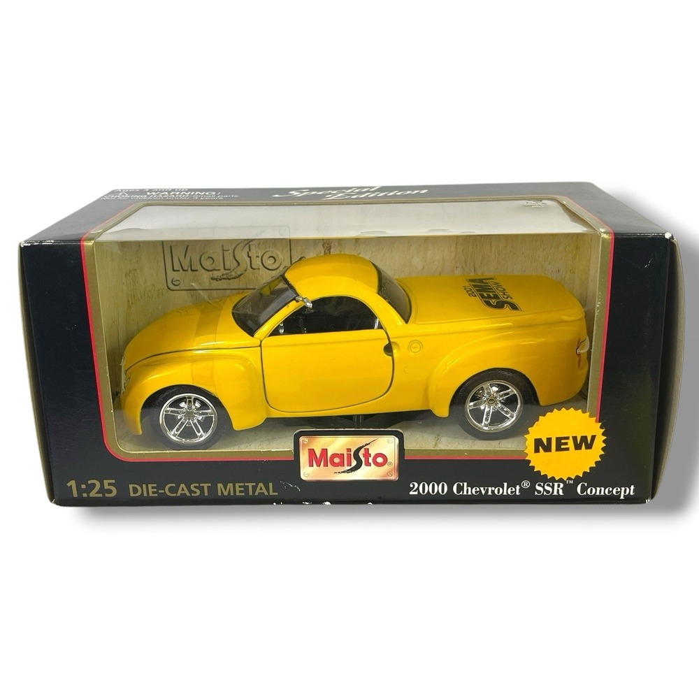 2001 Sema Show Promo 2000 Special Edition Chevrolet SSR Concept 1:25 Die Cast